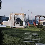 Vivamus Garden Retreat - With Terace & Parking * براشوف