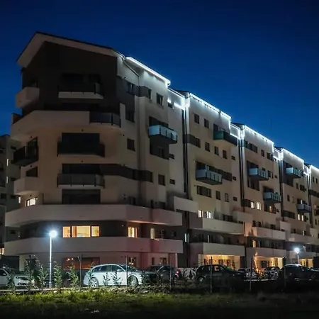 Vivamus Garden Retreat - With Terace & Parking