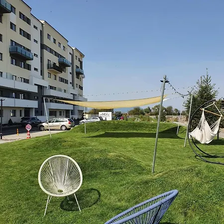 Apartament Vivamus Garden Retreat - Studio With Terace & Parking