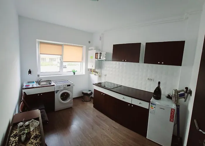 Vivamus Garden Retreat - Studio With Terace & Parking