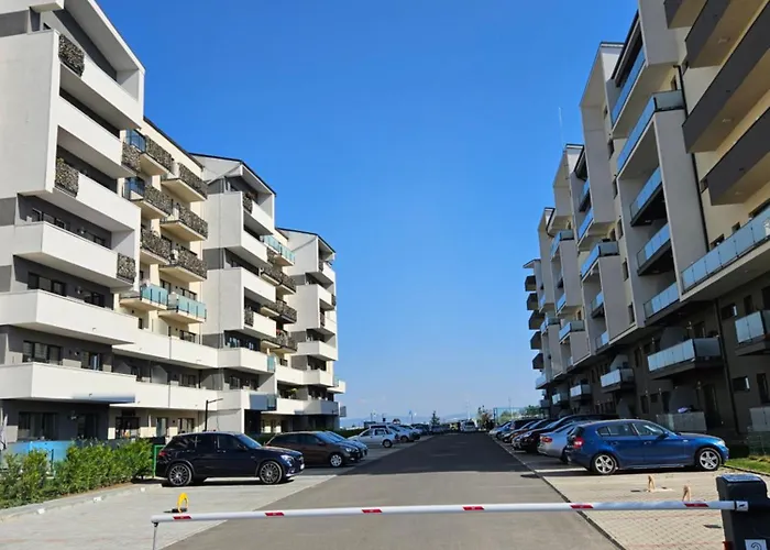 Vivamus Garden Retreat - Studio With Terace & Parking *